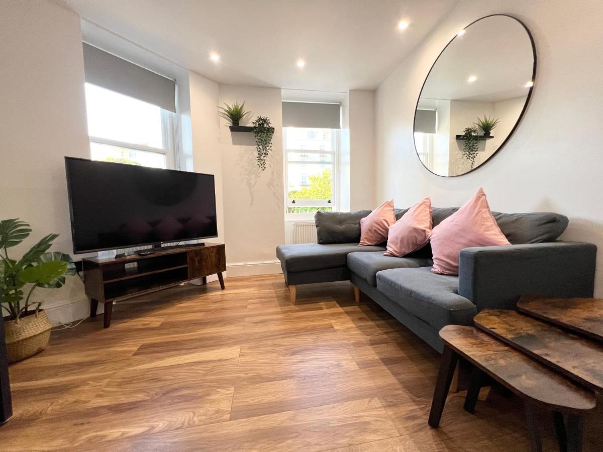 Lovely Apartment, One Minute From Bournemouth Beach And Town. Екстериор снимка