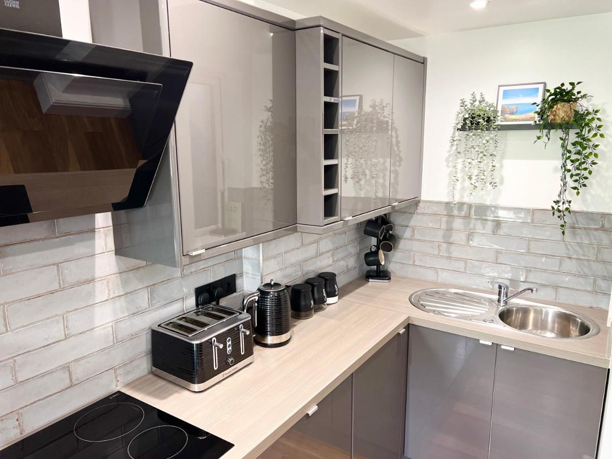 Lovely Apartment, One Minute From Bournemouth Beach And Town. Екстериор снимка